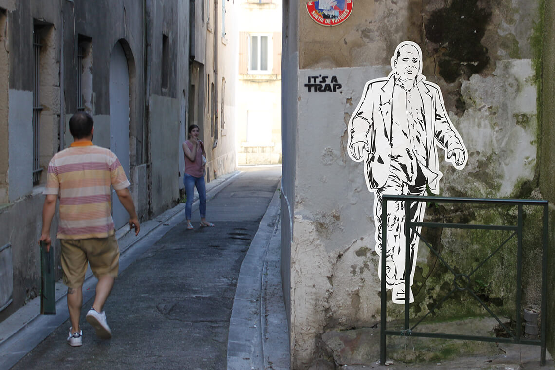 Pochoir Street art zombie